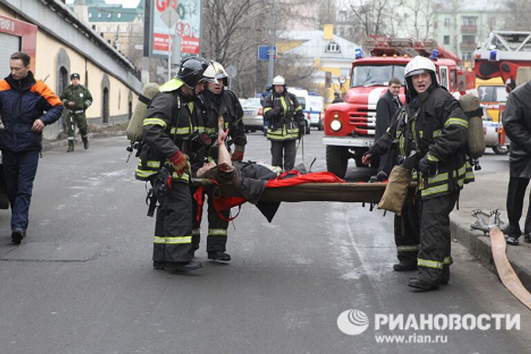 Пострадавшие в результате взрыва на станции метро Парк культуры