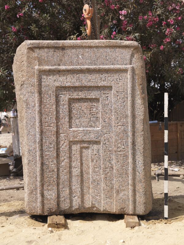 Дверь в загробный мир возрастом 3,5 тысячи лет обнаружена  в Египте
