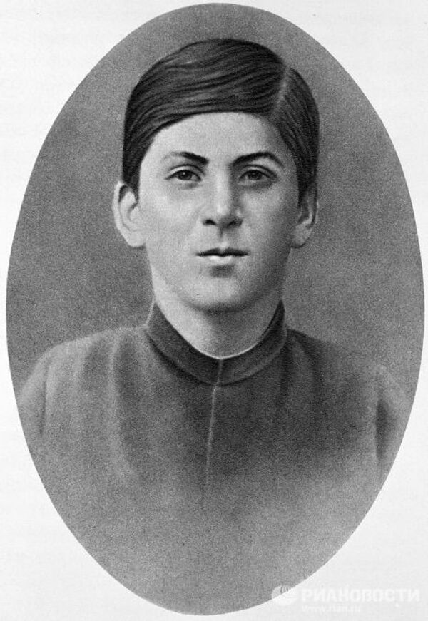 И. В. Джугашвили (Сталин) во время учебы в духовной семинарии