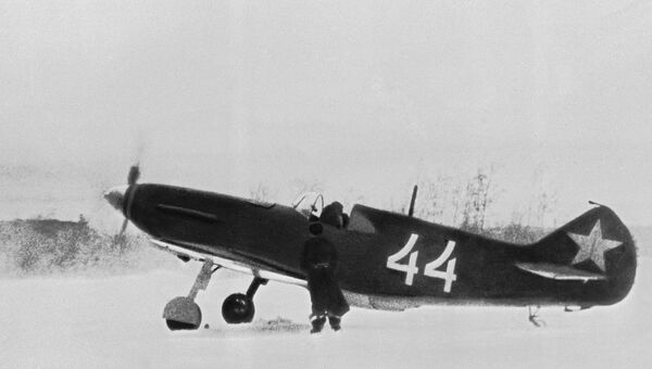 Самолет-истребитель ЛаГГ -3 1940 год. Архив