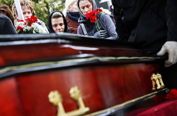 Похороны  погибших в результате теракта в Москве 