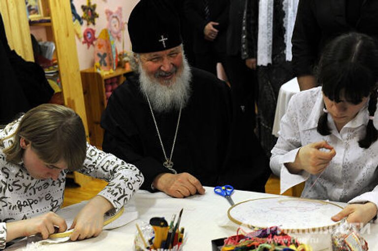 Патриарх Московский и всея Руси Кирилл посетил специализированный интернат для детей-инвалидов