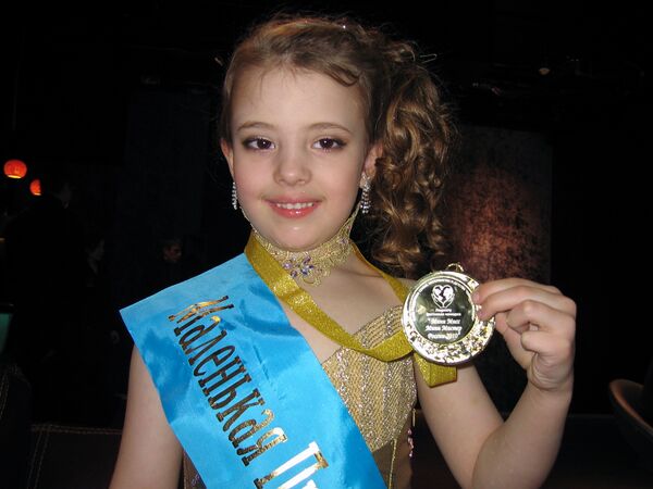 Пятилетняя Лиза Липунцова из Калуги выиграла титул Мисс маленькая принцесса России
