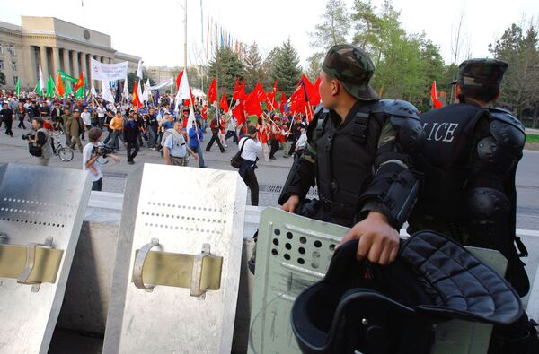 Оппозиционный митинг в Бишкеке. Архив