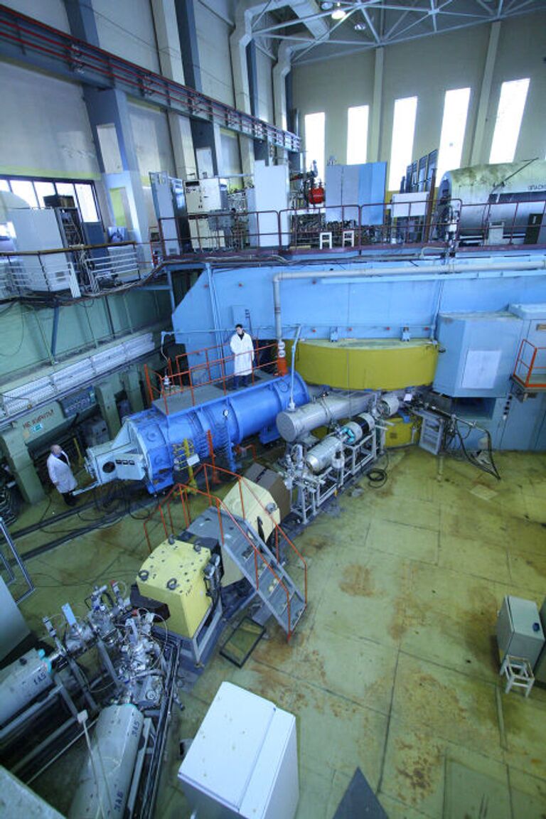 Ускоритель У-400 в Объединенном институте ядерных исследований, на котором был получен 117-й элемент 