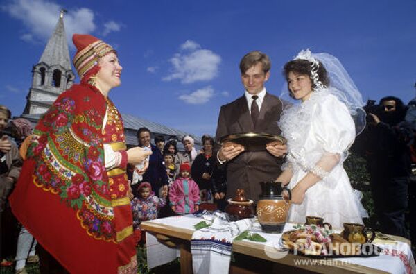 Свадьба по-русскому обычаю