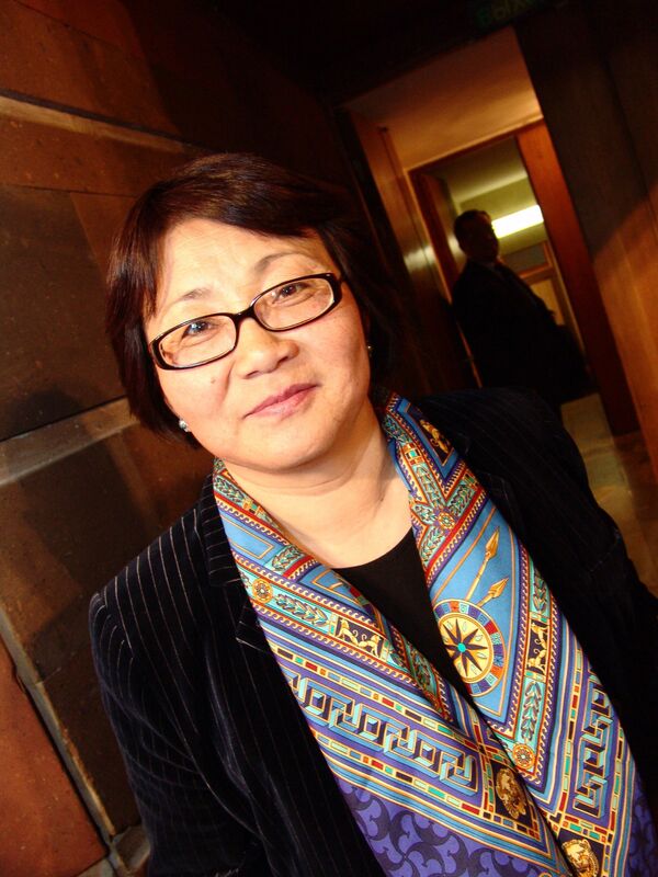 Экс-министр иностранных дел Киргизии Роза Отунбаева. Архив