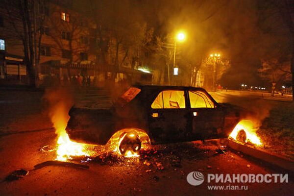 Столкновения и погромы на улицах Бишкека