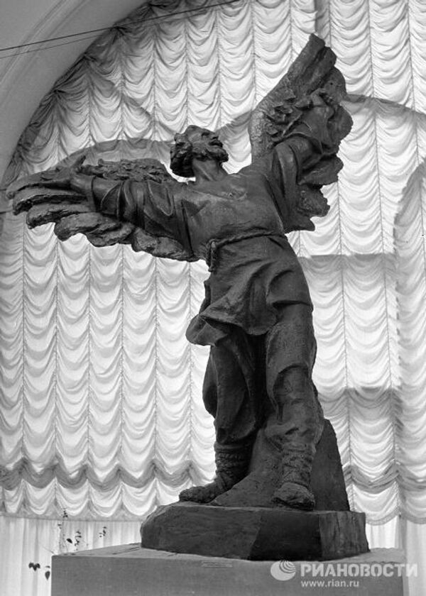 Скульптура Эрнста Неизвестного