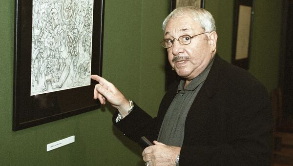 Скульптор и график Эрнст Неизвестный на выставке своих работ