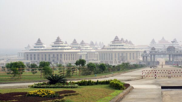 Новый парламент Мьянмы в столице г. Нейпьидо
