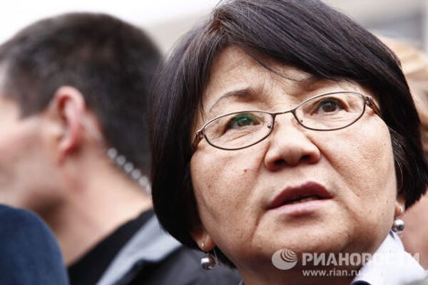 Глава временного правительства Киргизии Роза Отунбаева