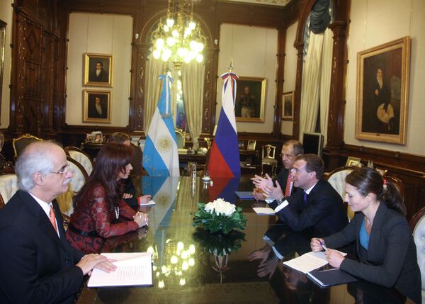Президент России Д.Медведев на переговорах с президентом Аргентины К.Ф. де Киршнер