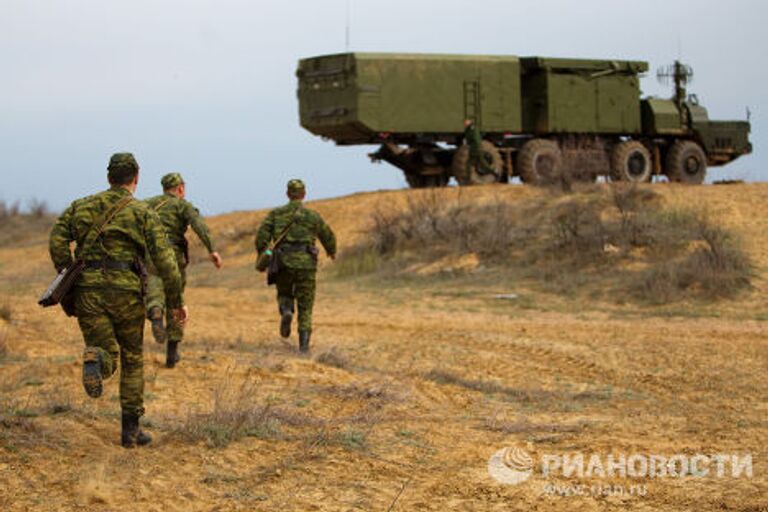 Учения войск ПВО на полигоне Ашулук