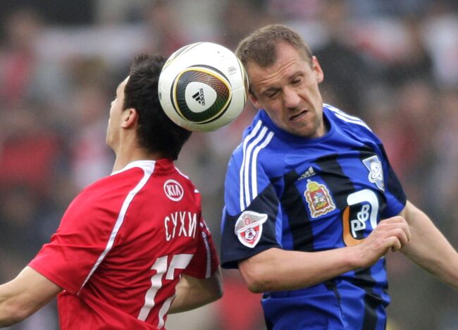 Игровой момент матча  Сатурн - Спартак