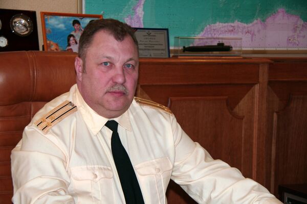 Начальник Нахимовского военно-морского училища капитаном 1 ранга Андреев Николай Николаевич