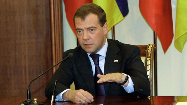 Медведев: Россия стала активно переходить на новые технологии