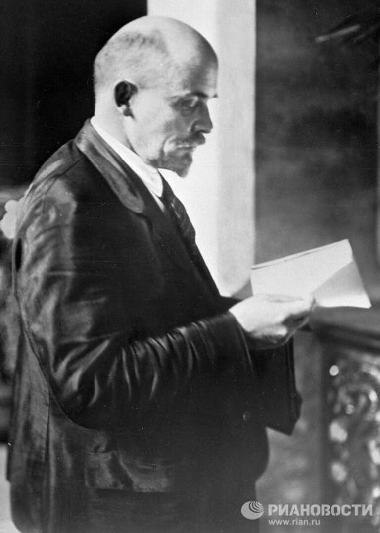 Владимир Ленин