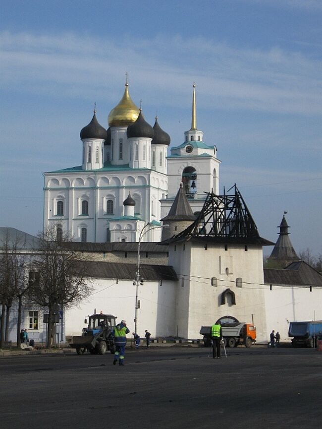 Кремль пожар Псков