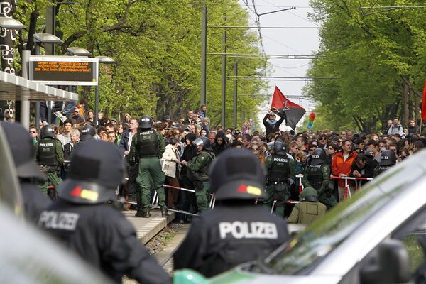 Противостояние полиции и демонстрантов продолжается в Берлине