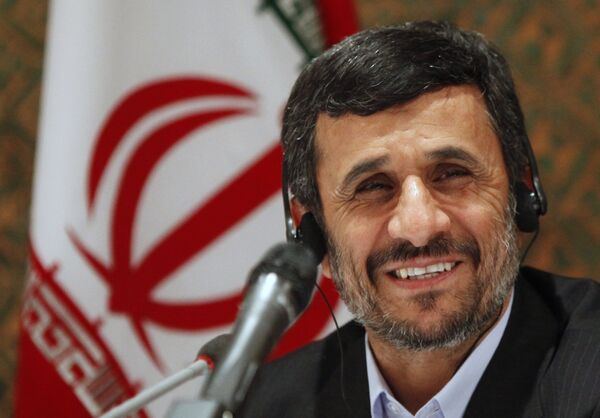 Президент Ирана на пресс-конференции в Нью-Йорке 4 мая 2010 г.