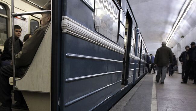 Поезд московского метро. Архив