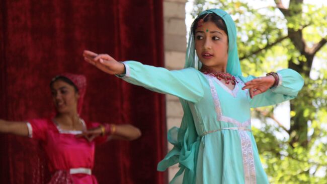 Индийские танцы. Архивное фото