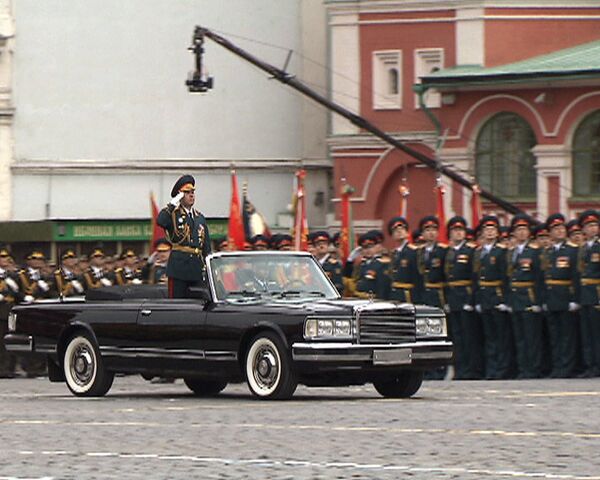Парад Победы-2010, который россияне увидят 9 мая