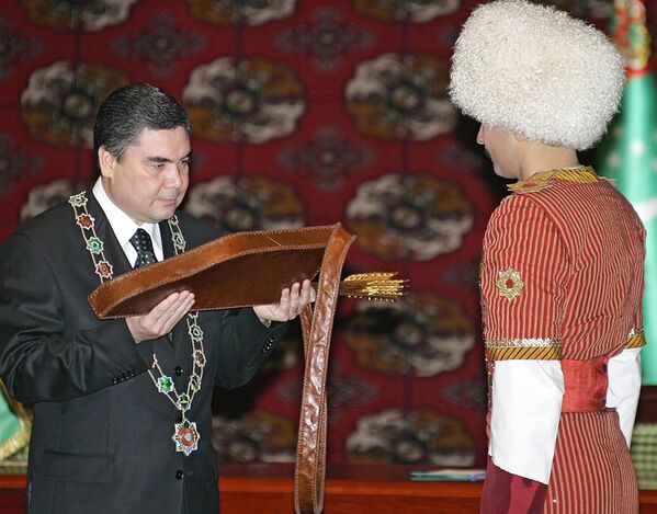 Инаугурация президента Туркмении Г. Бердымухаммедова 