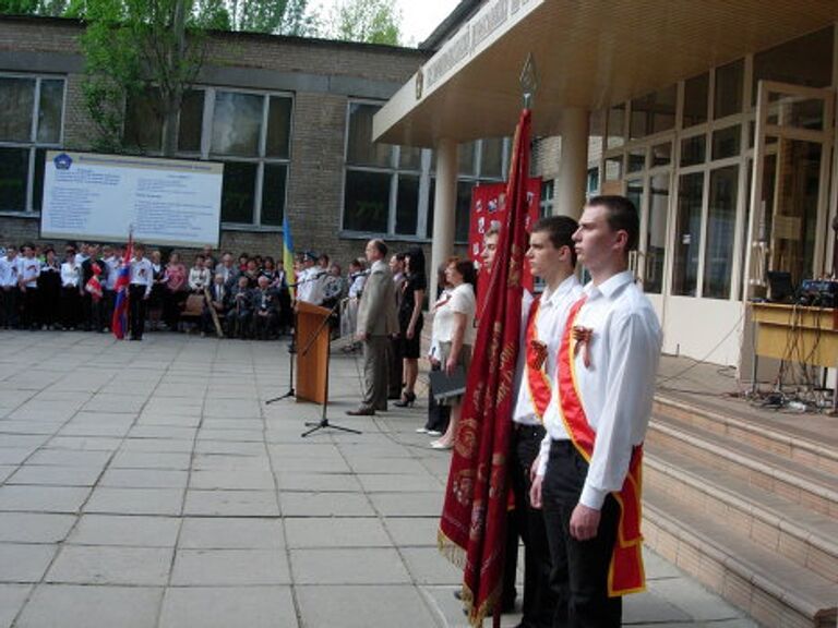 Торжественный митинг, посвященный 65-летию Победы, прошел в Мелитопольском техникуме