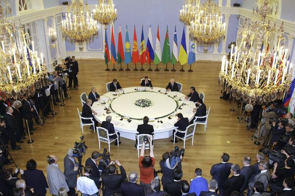 Президент РФ Д.Медведев на неформальном саммите СНГ