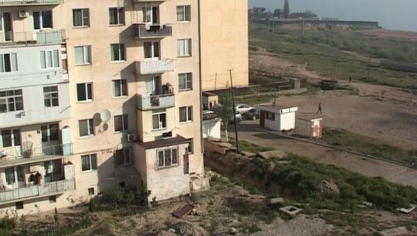 Взрыв у дома пограничников в Каспийске. Архивное фото