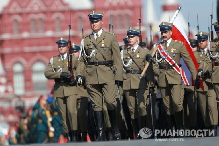 Военный парад, посвященный 65-летию Победы в Великой Отечественной войне