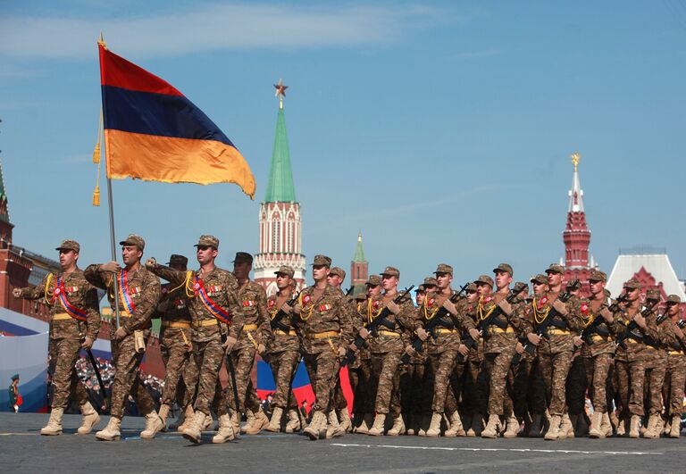 Военный парад, посвященный 65-летию Победы в ВОВ