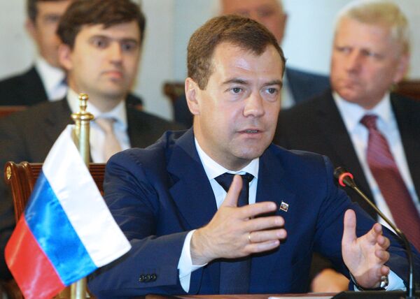 Президент РФ Дмитрий Медведев во время российско-сирийских переговоров