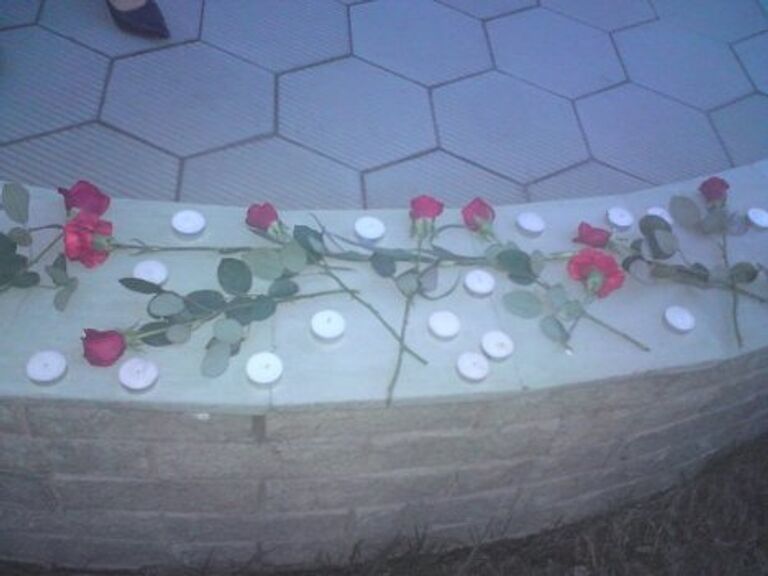 В России прошли встречи в память о погибших на шахте Распадская В России прошли встречи в память о погибших на шахте Распадская