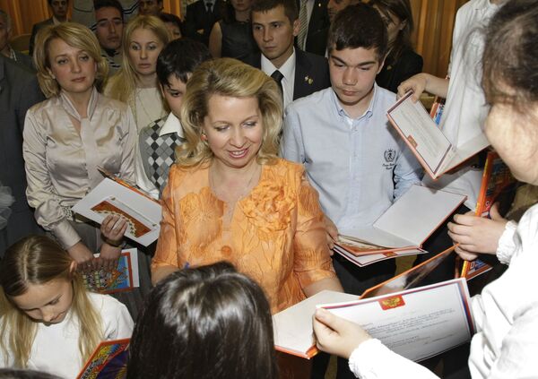 Супруга президент РФ С.Медведева на презентации книги Русские народные сказки на турецком языке