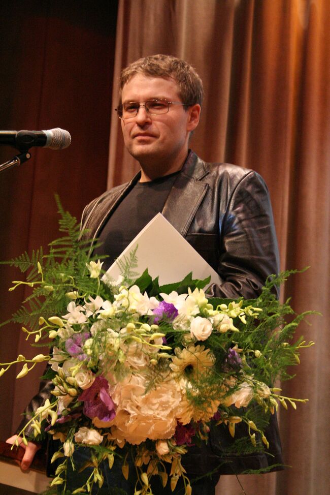 Награждение призеров 2-го Международного конкурса  имени Сергея Михалкова на лучшее художественное произведение для  подростков