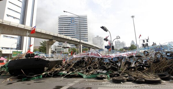 Тайские войска штурмуют лагерь краснорубашечников в Бангкоке