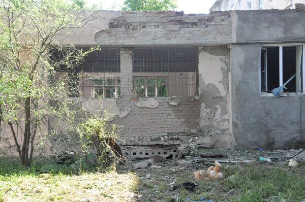 Разрушения после взрыва на опорном пункте милиции в Нальчике