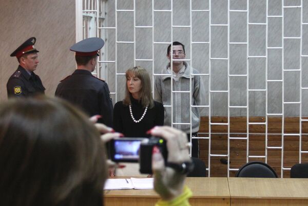 Оглашение приговора Владимиру Наумову, обвиняемому в убийстве 5-летней Полины Мальковой