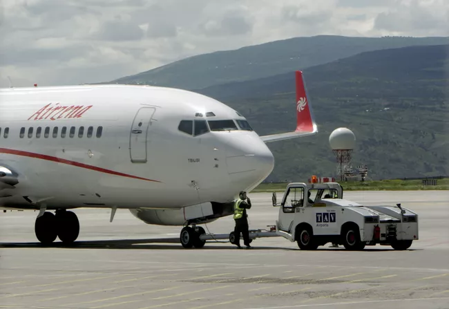 Самолет грузинской частной авиакомпании Airzena - Georgian Airways. Архив
