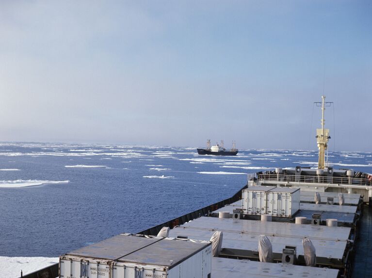 Северный морской путь - арктическая дорога жизни