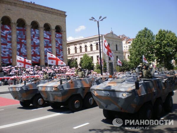 Парад по случаю Дня независимости Грузии в Тбилиси