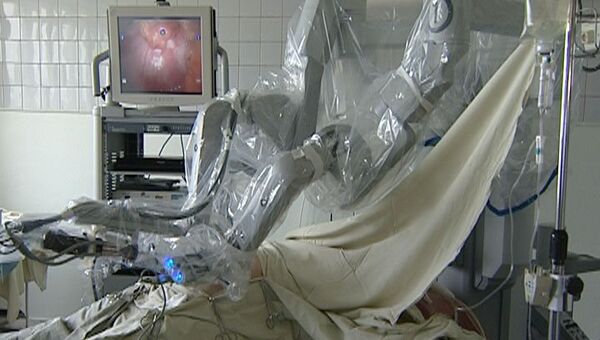 Робот-хирург впервые в России провел операцию на печени