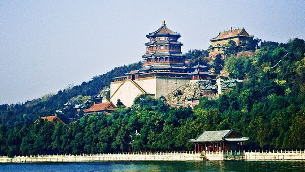 Летний императорский дворец. в Пекине занесен ЮНЕСКО в список всемирного наследия человечества.
