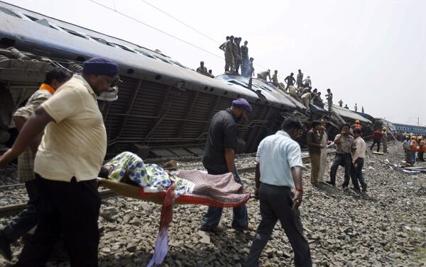 Подрыв пассажирского поезда в Индии
