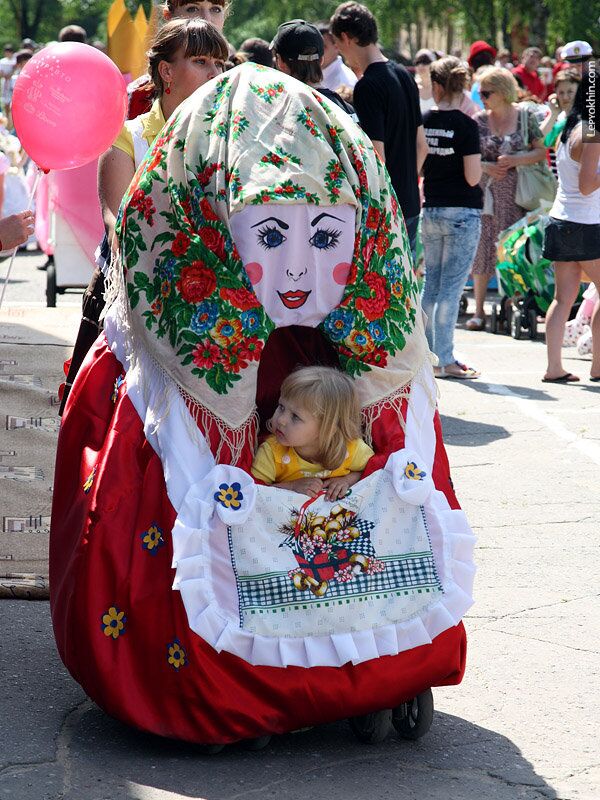Парад колясок в Волгограде