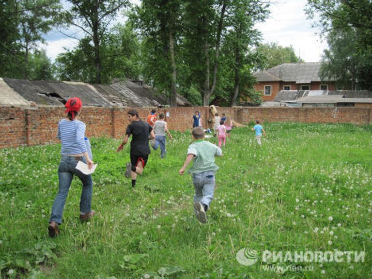 Поездка волонтеров в Дубовскую специальную (коррекционную) школу-интернат в Тульской области