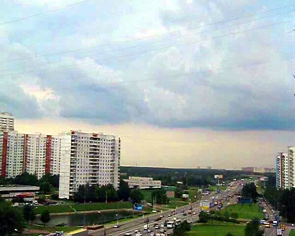 Гидрометеобюро объявило штормовое предупреждение в Москве и области.